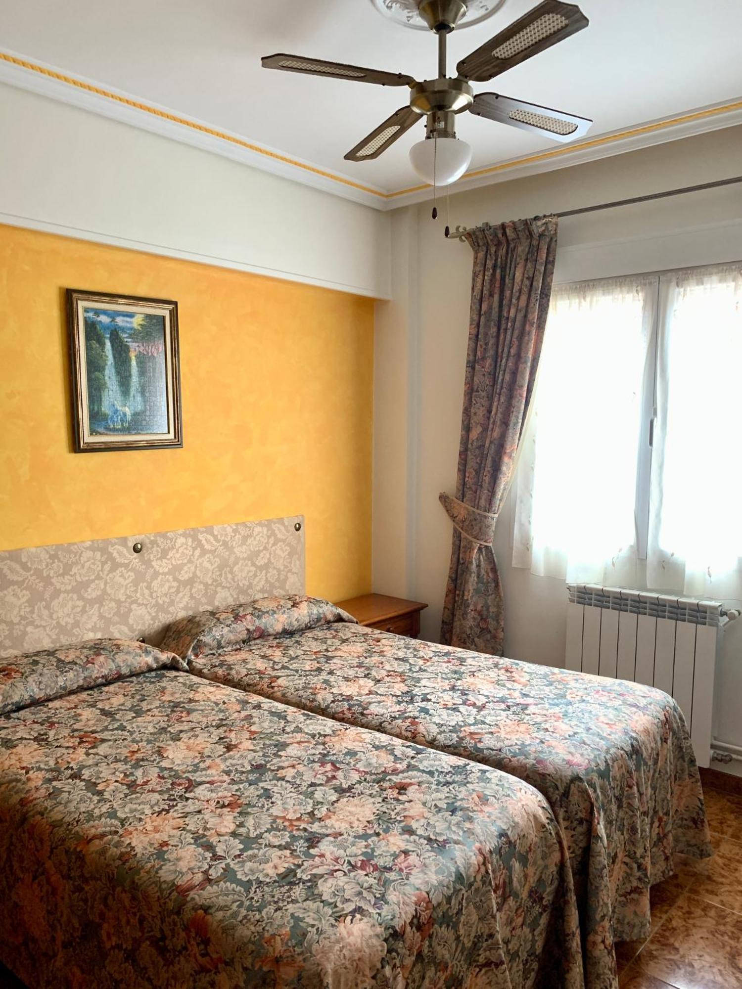 Piso Centrico En Irun Appartement Buitenkant foto